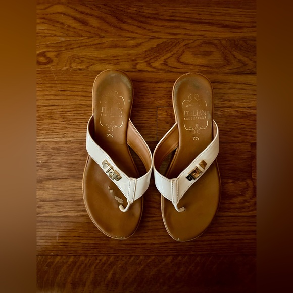 Italian Shoemakers Shoes - Italian Shoemakers Women’s Chic Tan and White Sz 7.5 Sandals, Made in Italy